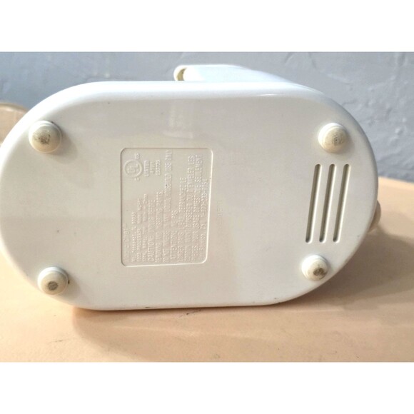 Magic Chef Mini Food Processor 2 Speeds, Pulse (MCFP1) Complete, Tested, Works - Picture 10 of 12